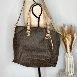 ✨ FINAL SALE ✨ Michael Kors Brown Cross Body Purse